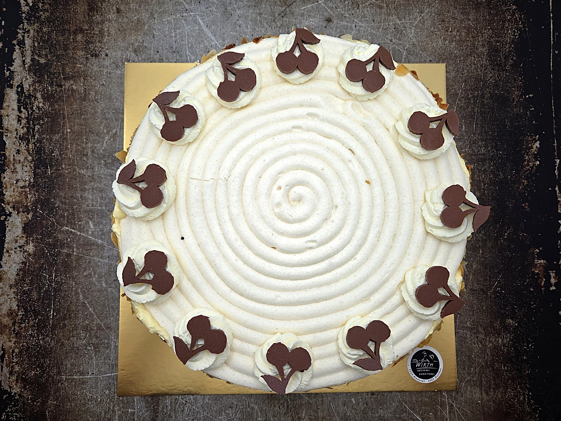 Rahmkirschtorte 26cm 10-12 Pers. – Bild 1