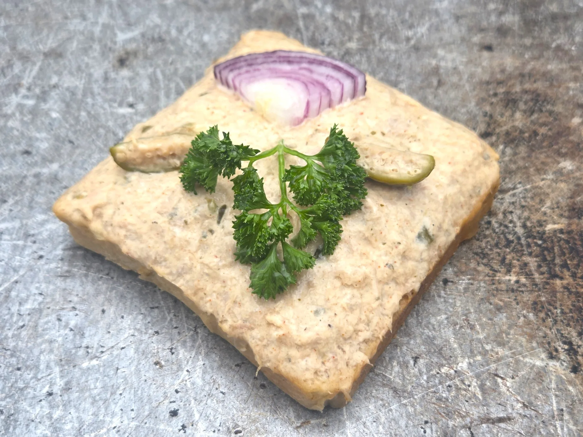 Canapé Thon – Bild 1