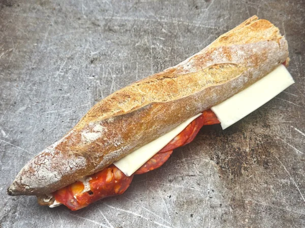 Handwerkersandewiches Salami-Scharf